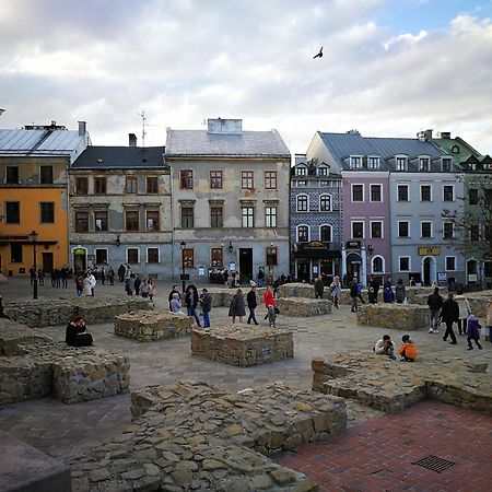 Hostel Dom Tu I Teraz Lublin Exterior foto